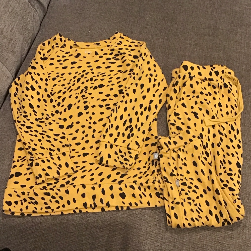 Kyte BABY cheetah Print Kids Matching Set
